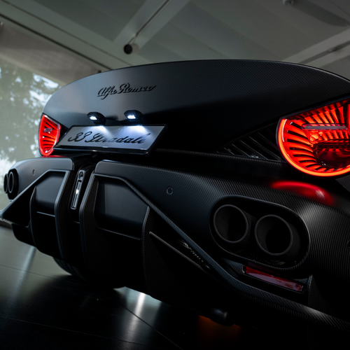 2026 Alfa Romeo 33 Stradale Perla Nera Exterior